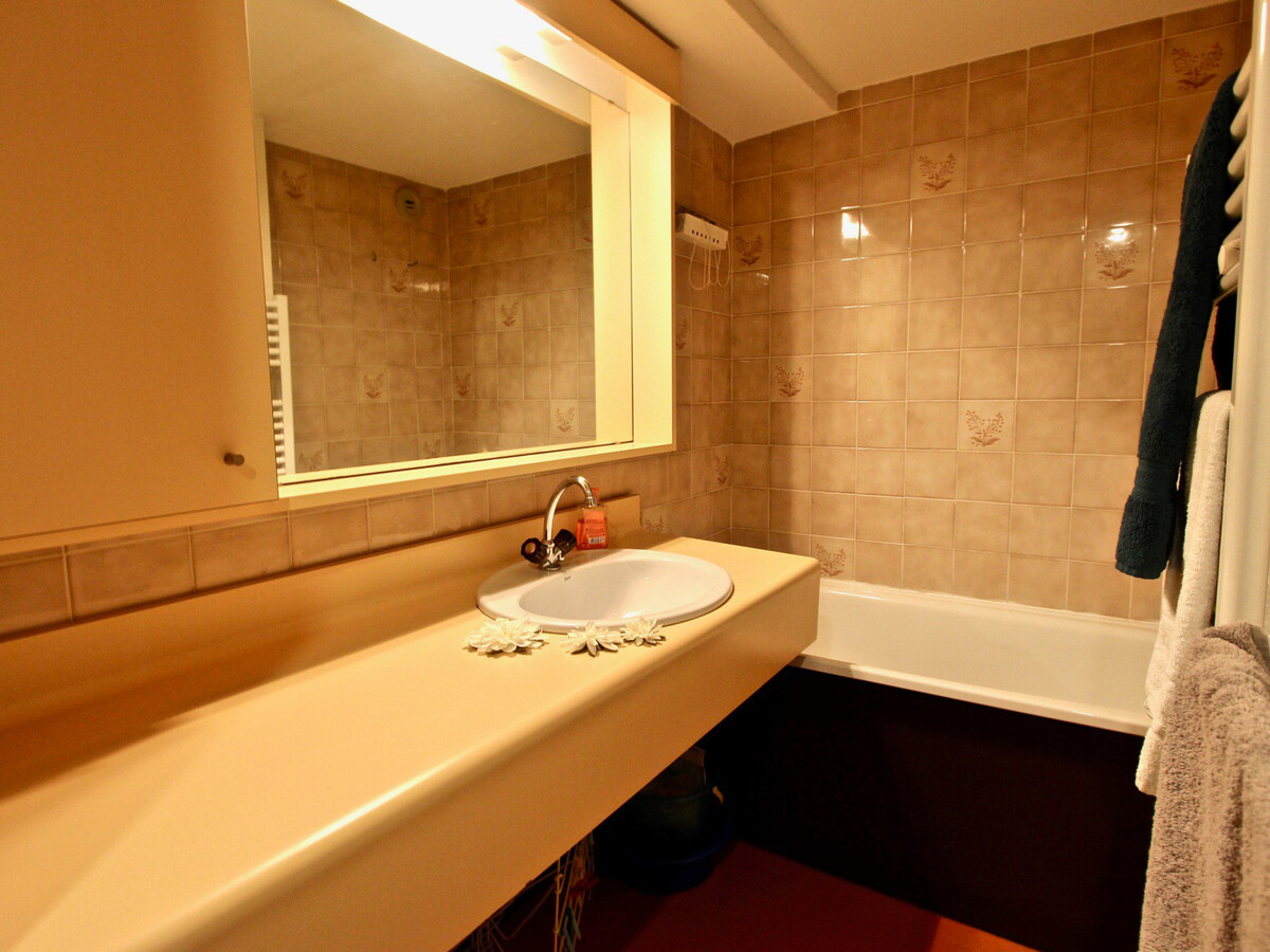 Studio cabine 24m² avec balcon à Chamrousse - Photo 7