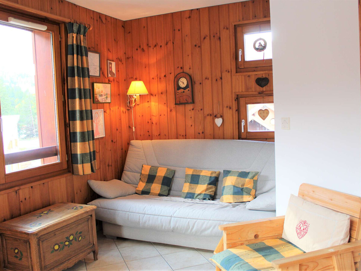 Appartement 3 pièces Vars, balcon sud-est, 100m des pistes - Photo 2