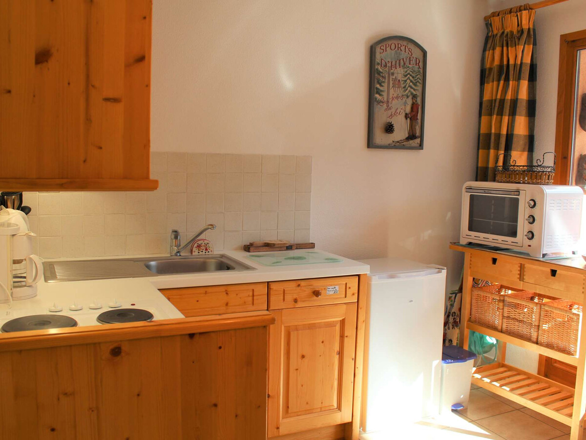 Appartement 3 pièces Vars, balcon sud-est, 100m des pistes - Photo 8