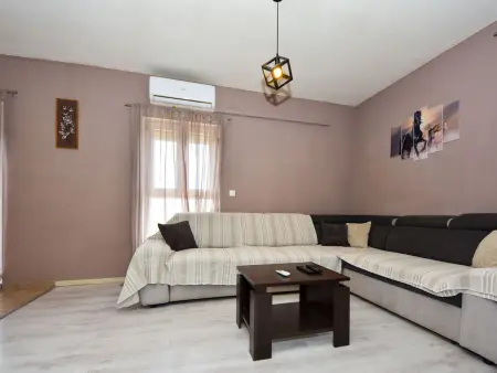 Maison 4all Maslenica : 10 pers, piscine privée : photo 8