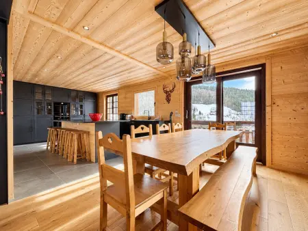 Chalet cosy à Flumet pour 8-10 pers. avec cheminée et WiFi - Photo 3