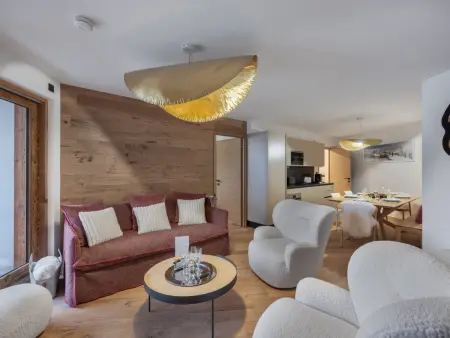 Appartement moderne proche des pistes avec parking à Courchevel : photo 2