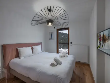 Appartement moderne proche des pistes avec parking à Courchevel : photo 6