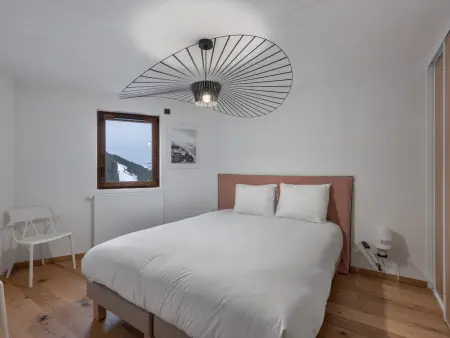 Appartement moderne proche des pistes avec parking à Courchevel : photo 7
