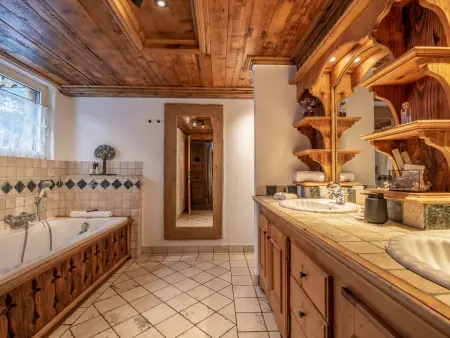 Chalet Courchevel 1850 : 5 chambres, piscine et spa - Photo 12