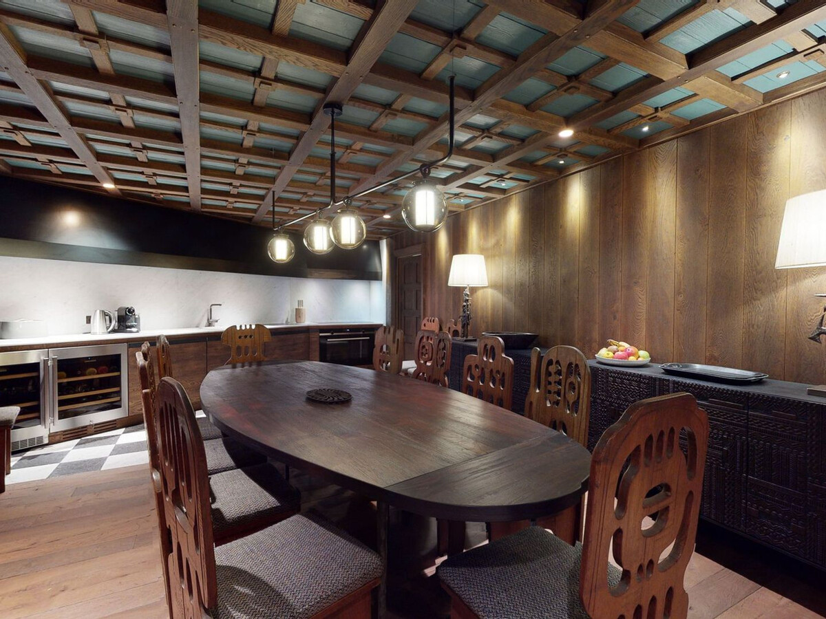 Chalet 450m² skis aux pieds, piscine chauffée, chef à Val-d'Isère - Photo 13