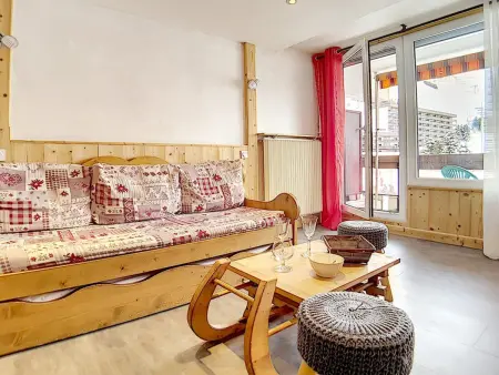 Appartement rénové aux pistes avec balcon, Appartement 5 personnes à Les Menuires : photo 4