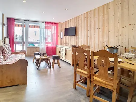Appartement rénové aux pistes avec balcon, Appartement 5 personnes à Les Menuires : photo 8