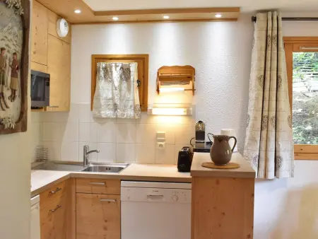 Appartement 6 personnes centre Méribel, piscine été : photo 11