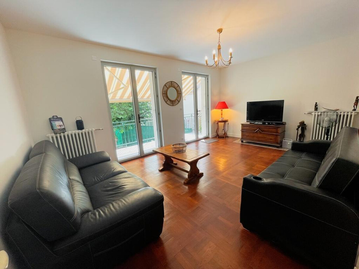 Gîte lumineux en Touraine, parking sécurisé, balcon vue jardin - Photo 8