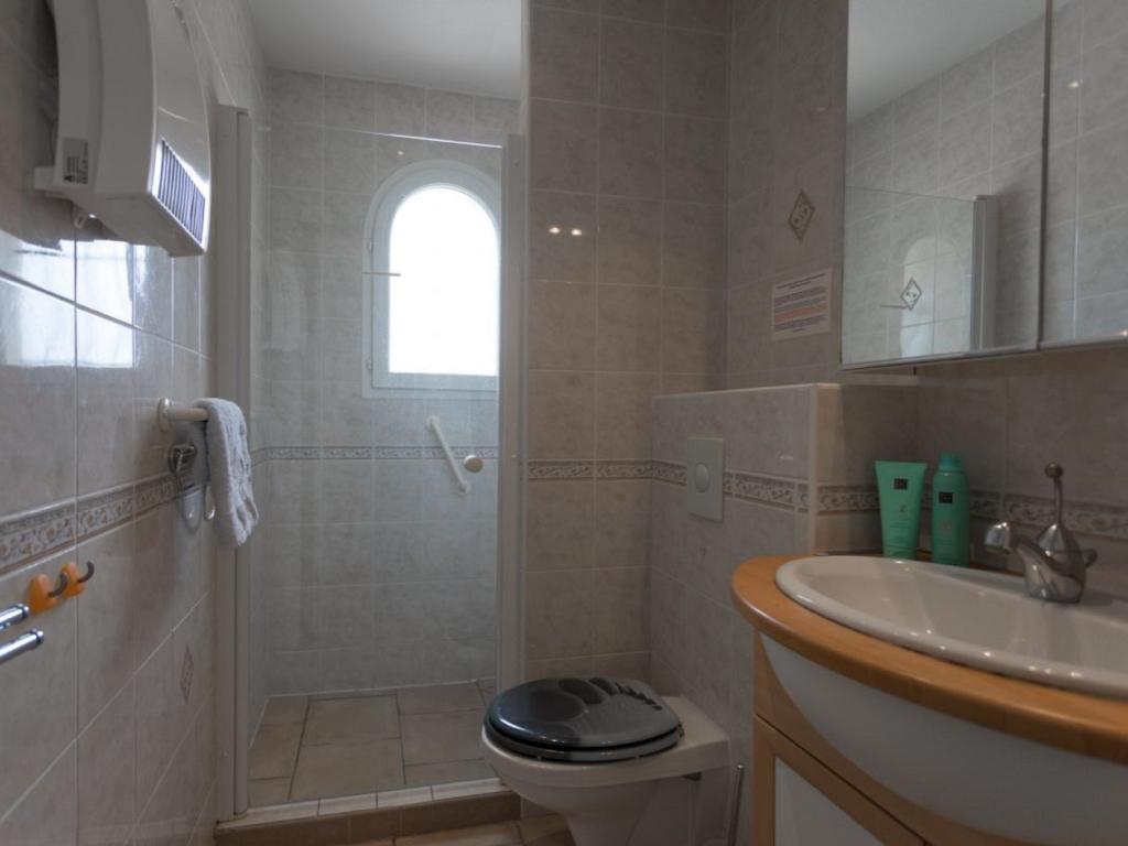 Serre Oupia, Belle villa inspirée du sud avec piscine privée - Photo 25