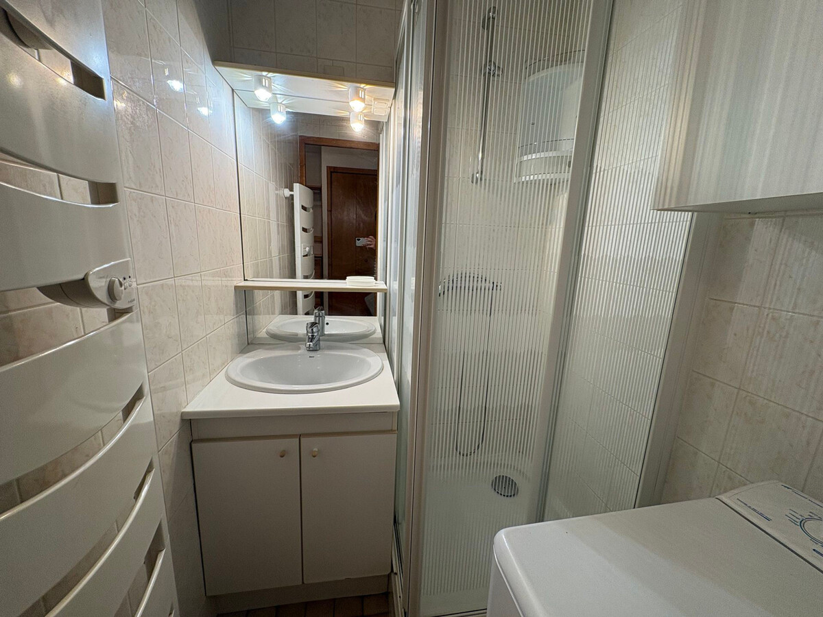 2 pièces cabine 26m² ensoleillé, vue montagnes - Photo 3
