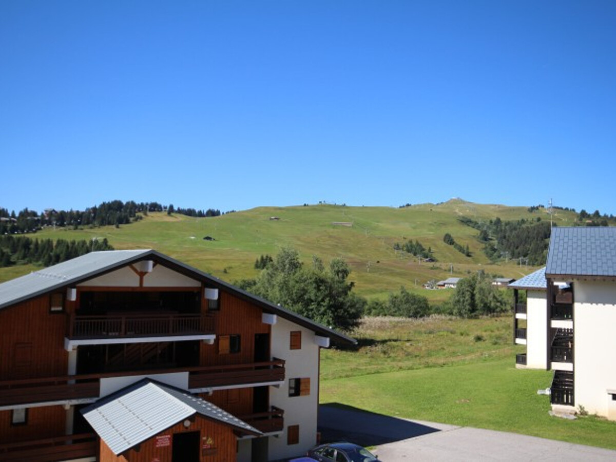 T2 aux Saisies, balcon sud, 5 pers, centre station - Photo 11