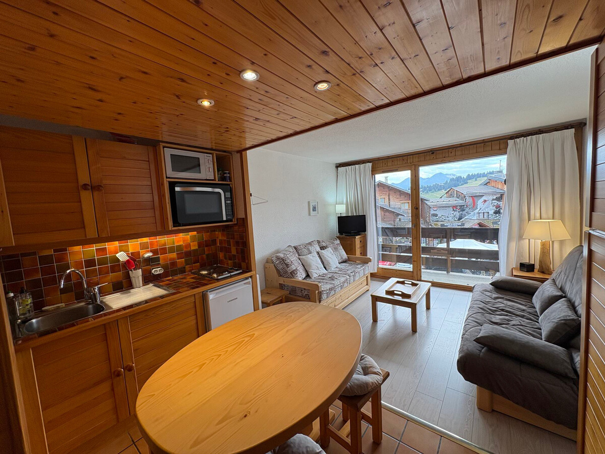 Studio cabine 4 pers. Les Saisies, balcon sud vue pistes - Photo 5