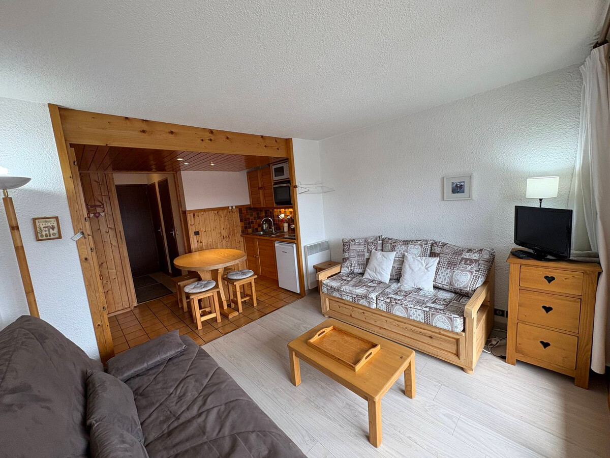 Studio cabine 4 pers. Les Saisies, balcon sud vue pistes - Photo 9