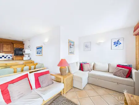Appartement 3 pièces 56 m², balcon sud à 400 m des pistes : photo 2