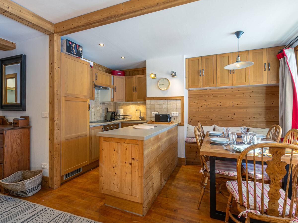 Appartement 4 pers. skis aux pieds, terrasse Sud à Val-d'Isère - Photo 3