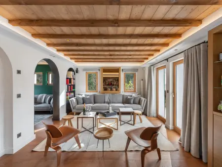 Chalet moderne et spacieux à Megève, 5 chambres, jacuzzi, salle TV, proche centre et remontée mécanique - Photo 1