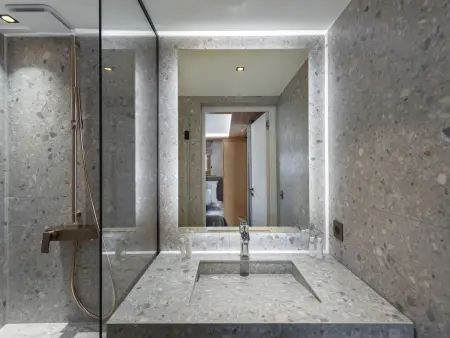 Chalet moderne et spacieux à Megève, 5 chambres, jacuzzi, salle TV, proche centre et remontée mécanique - Photo 8
