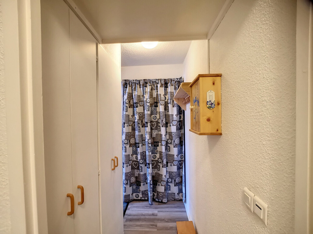 Studio cabine rénové 4 pers aux Menuires, balcon sud-ouest - Photo 8