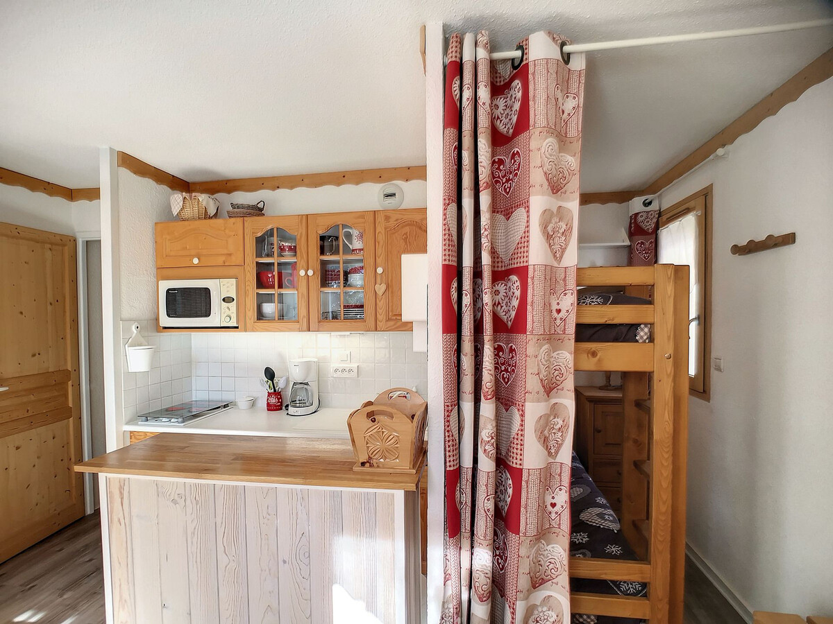 Studio cabine rénové 4 pers aux Menuires, balcon sud-ouest - Photo 12
