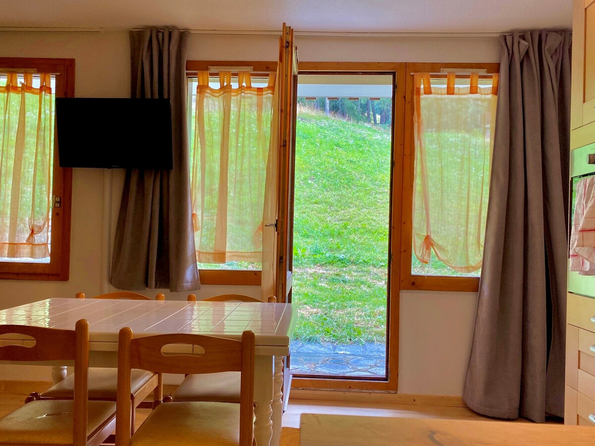Studio rénové 25m² · 4 pers · Terrasse · Casier à ski - Photo 3