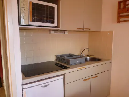 Appartement lumineux 2 pièces, proche des pistes, WIFI gratuit - Photo 2