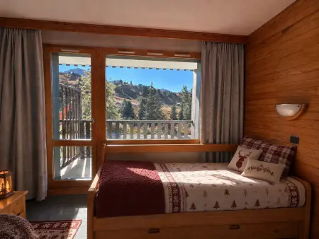 Appartement skis aux pieds à Belle Plagne, balcon vue pistes : photo 3