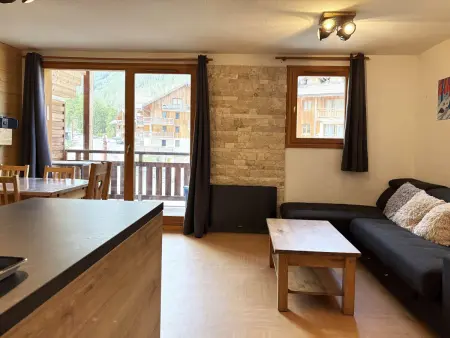 Duplex skis aux pieds, piscine, 8 personnes aux Orres - Photo 4