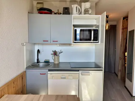 Appartement 2 pièces à l'Alpe d'Huez, balcon Sud, pistes à 100 m : photo 6