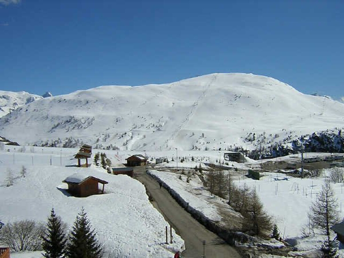 Appartement 2P balcon sud, 230 m des pistes – L'Alpe d'Huez - Photo 2
