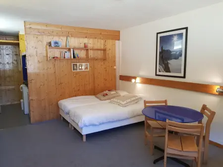 Location appartement à Les Arcs 1600, Studio ski aux pieds à Arc 1600 avec Wifi et animaux acceptés