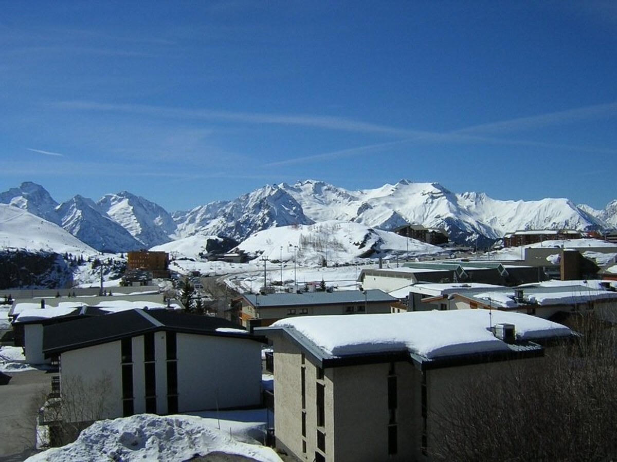 Studio 4 personnes L'Alpe d'Huez, balcon sud, 50 m pistes - Photo 2