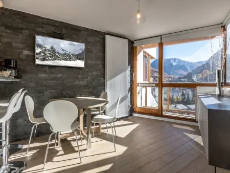 Location appartement à Val d'Isère, Appartement élégant contemporain avec balcon sud et wifi