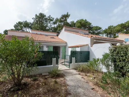 Maison Les Mathes, 1 km de la plage : photo 2