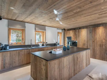 Chalet neuf 360m² piscine sauna à Saint-Martin-de-Belleville : photo 3