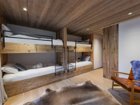 Chalet neuf 360m² piscine sauna à Saint-Martin-de-Belleville : photo 8