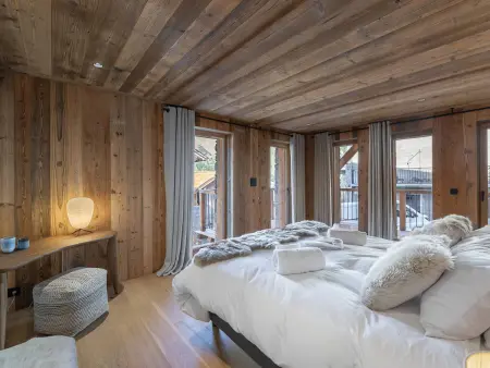 Chalet neuf 360m² piscine sauna à Saint-Martin-de-Belleville : photo 12