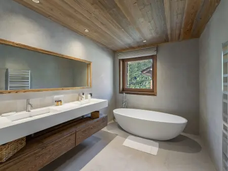 Chalet neuf 360m² piscine sauna à Saint-Martin-de-Belleville : photo 13