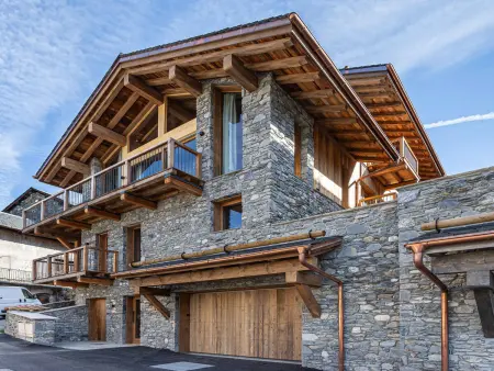 Chalet neuf 360m² piscine sauna à Saint-Martin-de-Belleville : photo 16