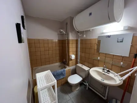 Appartement 2 chambres vue lac aux Angles : photo 4