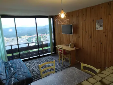 Appartement 2 chambres vue lac aux Angles : photo 9