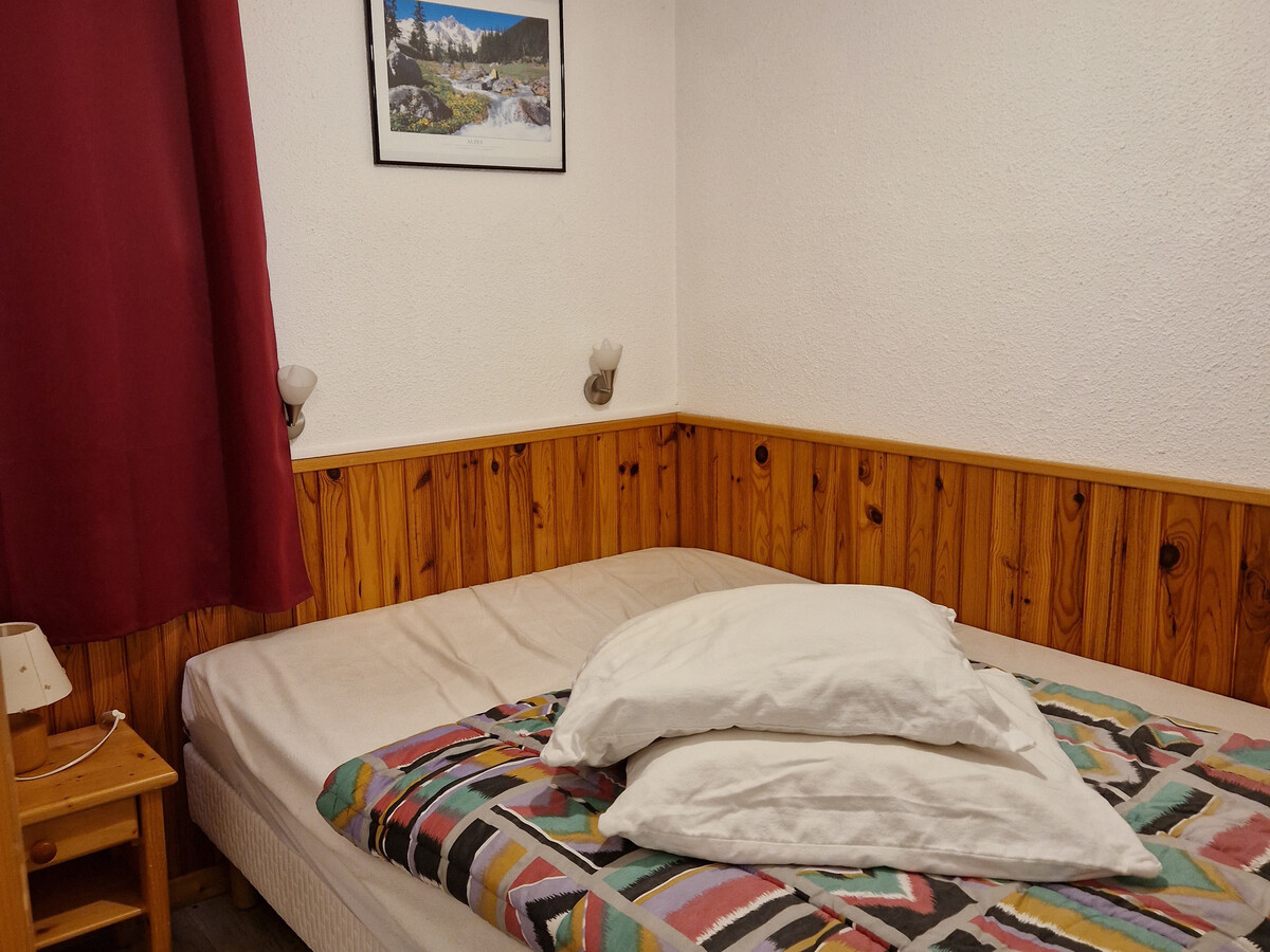 Appartement 28 m² rénové, balcon vue pistes à Montalbert - Photo 3