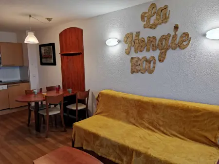 Location appartement à La Mongie, Charmant T2 à La Mongie - Terrasse, Piscine Couverte, Salle de Fitness, Proche Pistes