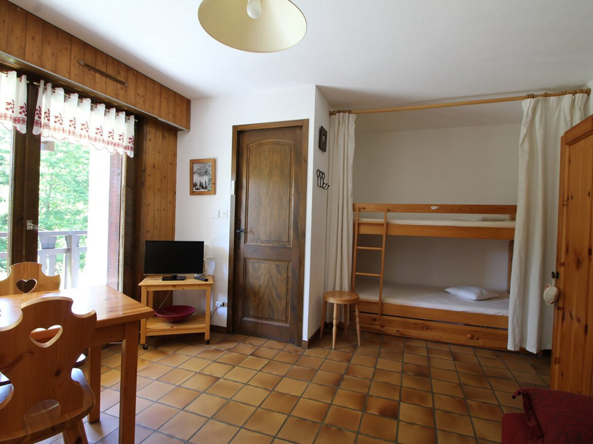 Studio 27 m² au pied des pistes – Balcon vue montagne - Photo 4