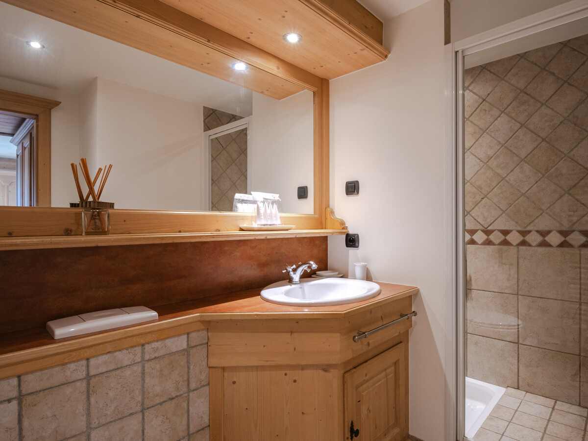 Le Savoy : appartement duplex 144m² à 200m des pistes - Photo 5