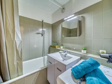 Vostok Zodiaque – Apt 33 m² à 100 m des pistes - Photo 3