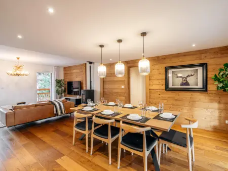 T4 110m² aux Deux Alpes : 2 terrasses et jacuzzi : photo 5