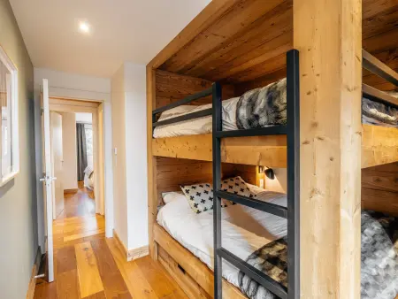 T4 110m² aux Deux Alpes : 2 terrasses et jacuzzi : photo 11