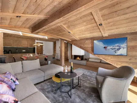 Appartement skis aux pieds à Courchevel avec parking et WIFI : photo 3